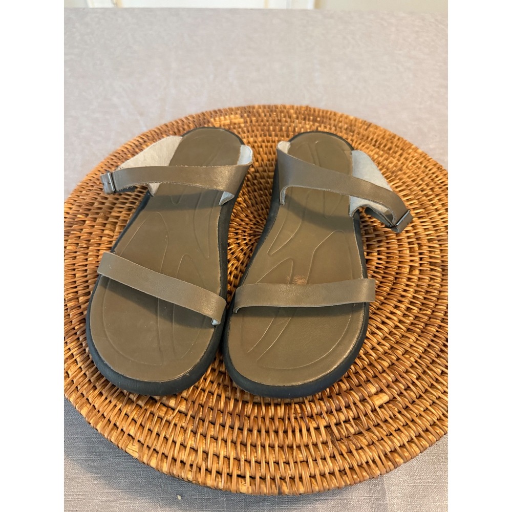 Columbia Kyra Vent II Sandals Womens 9 Olive Green Leather Strappy BL4542-023